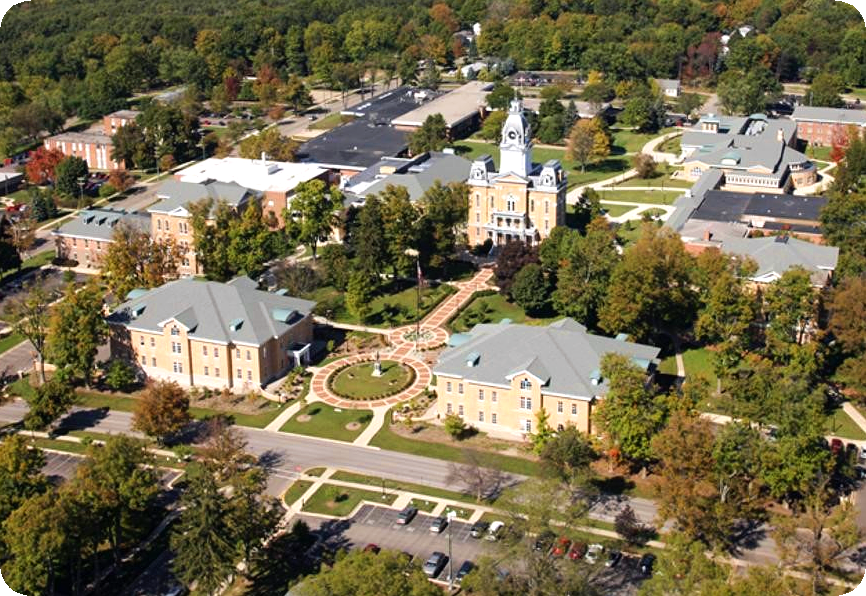 Aerial Picture of the Hillsdale College Campus.